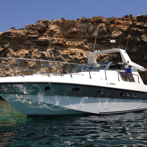 Rent / charter Luxury Yacht & Motor Boat for Boat Diving, Conference & Incentive / Meetings / Corporate, Full Day Tour, Harbour Cruise & Private Charter in Malta & Gozo - 19 20