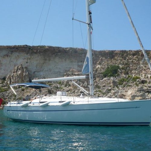 Rent / charter Sailing Yacht for Boat Parties, Conference & Incentive / Meetings / Corporate, Fishing Trips, Full Day Tour, Half Day Tour, Harbour Cruise & Private Charter in Malta & Gozo - 40 Cruiser