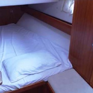 Bavaria 42 Cruiser  (18)