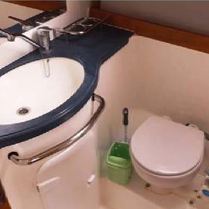 Bavaria 42 Cruiser  (20)