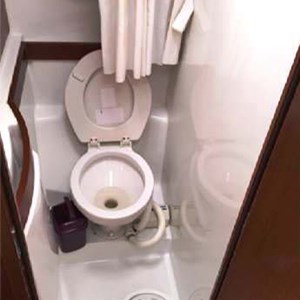 Beneteau 40  (15)