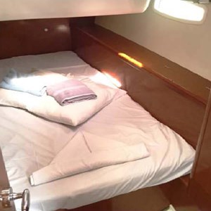 Beneteau 40  (17)