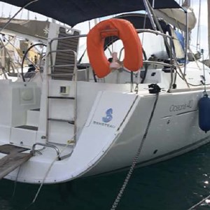 Beneteau 40  (2)