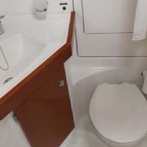 Beneteau Oceanis 50 (14)