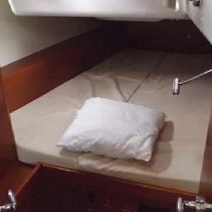 Beneteau Oceanis 50 (19)