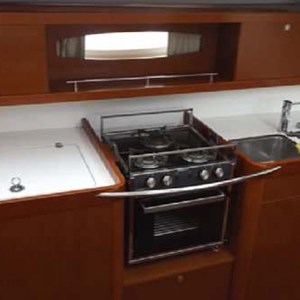 Beneteau Oceanis 50 (9)