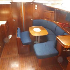 Beneteau Oceanis 473 (3)