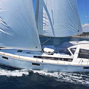 Beneteau Oceanis 48 (1)