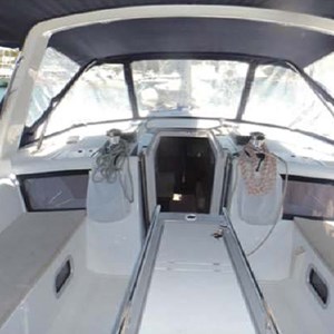 Beneteau Oceanis 48 (6)