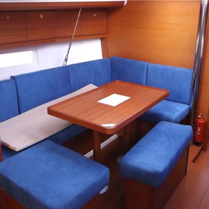 Dufour 410 Grand Large (9)