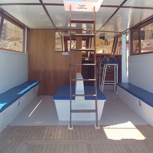 12.75m Motor Boat (5)