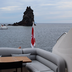 Sunseeker Predator 62 (2)